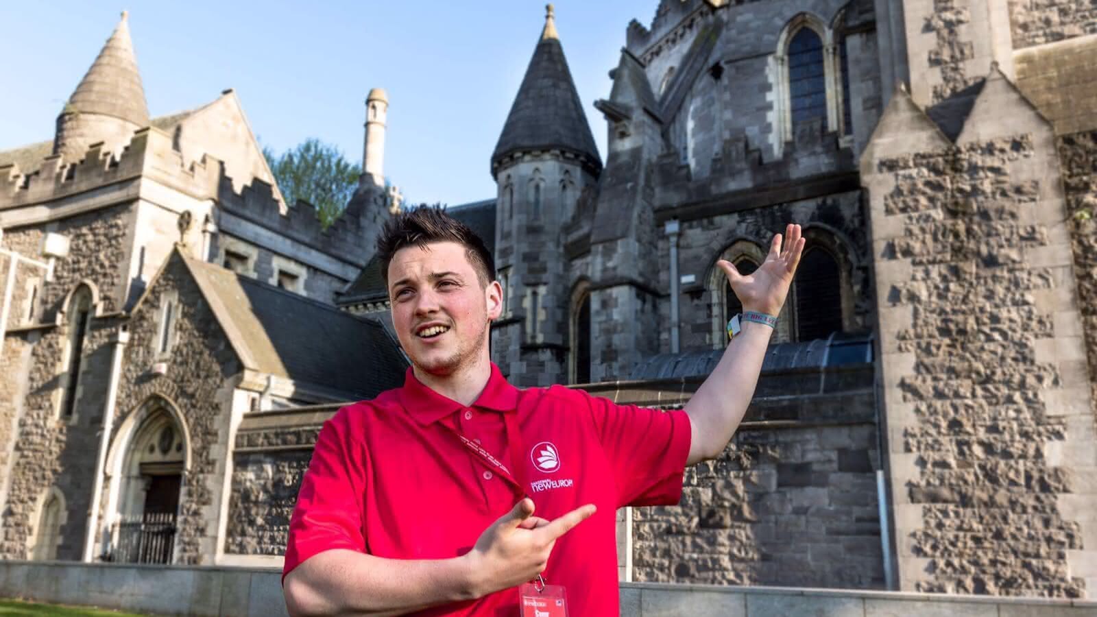 Dublin Free Tour guide in front of Christ Church Cathedral