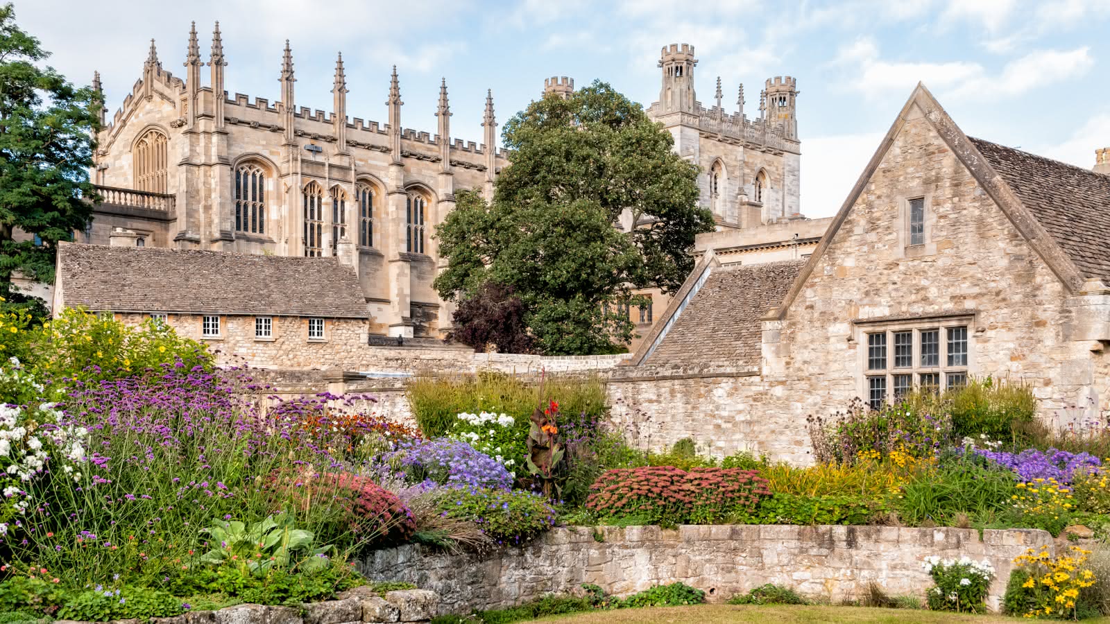 Discovering Oxford with SANDEMANs Tours