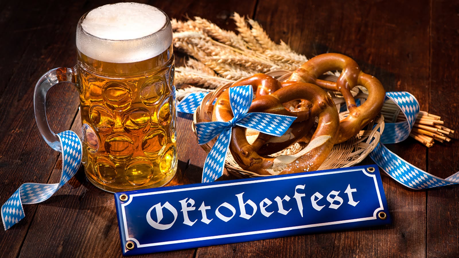 Oktoberfest for First-Timers: 10 Things You'll Wish Someone Had