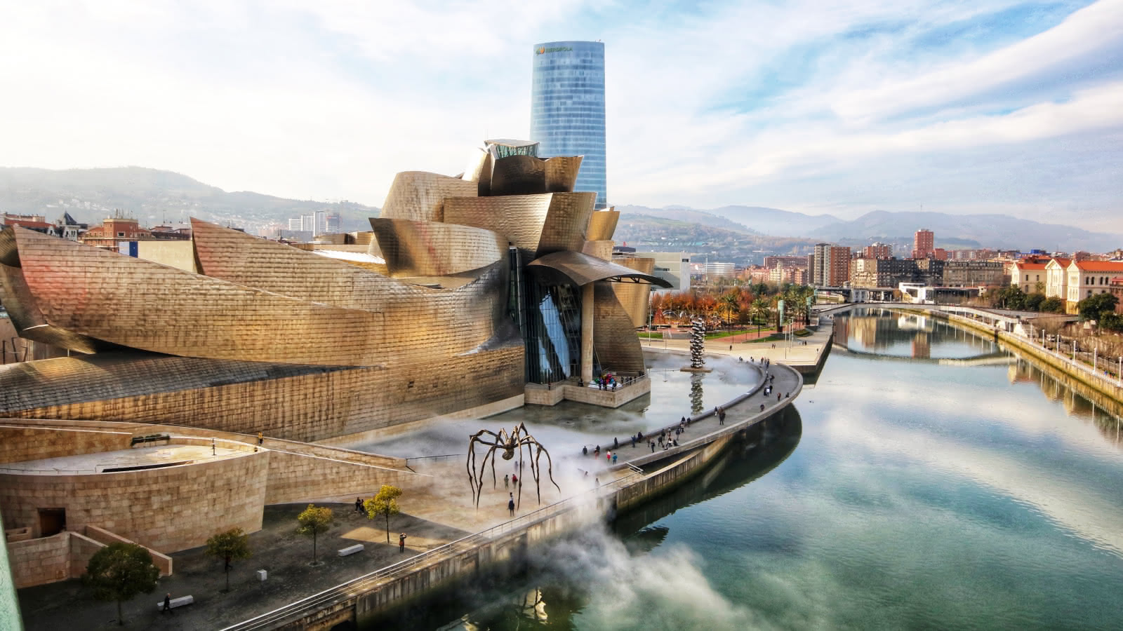 Guggenheim Museum Bilbao Free Walking Tour SANDEMANs NEW Europe